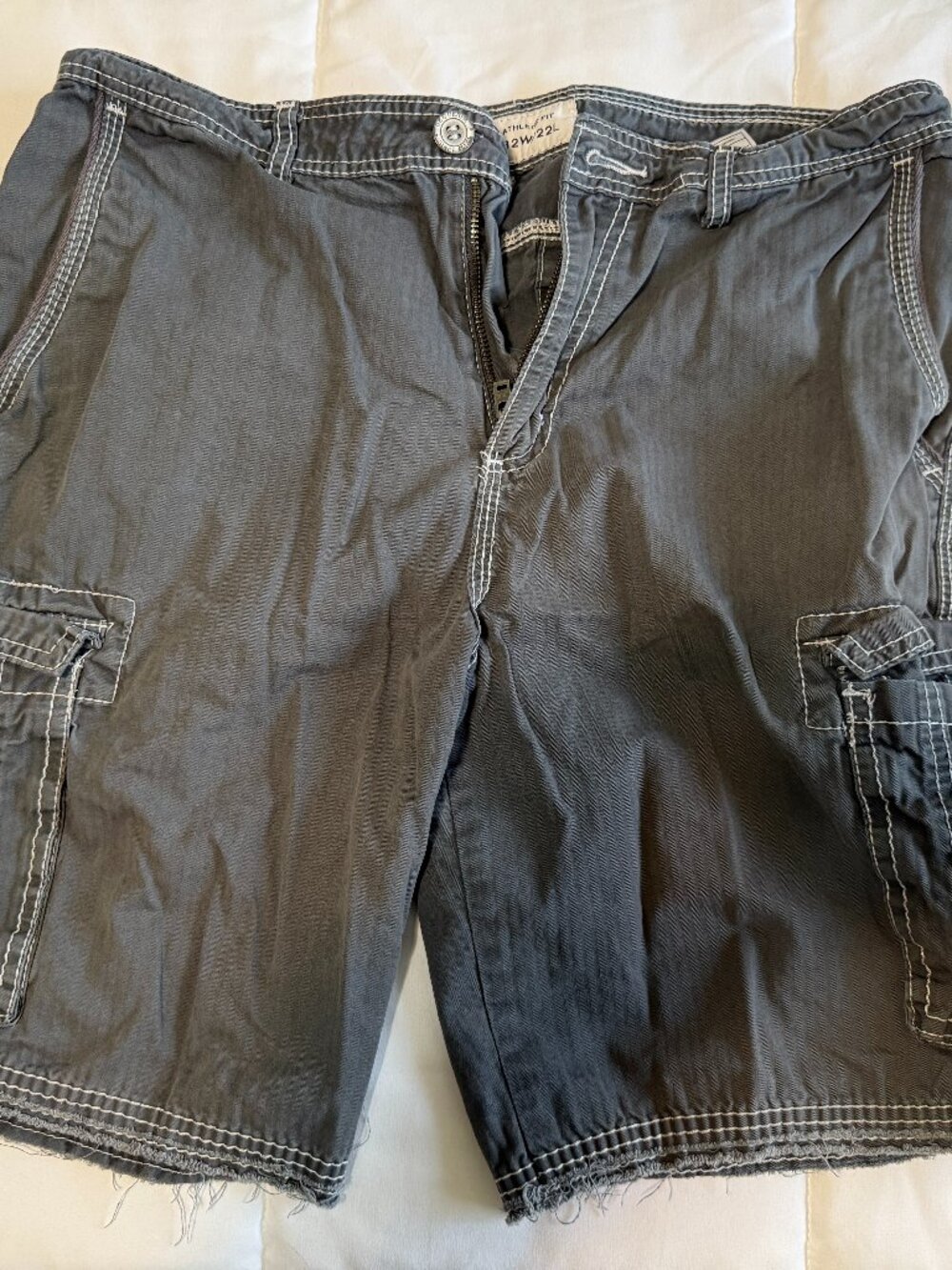 Men's BKE Buckle - Athletic Fit Cargo Casual Shorts - Size 32 / 22 (BLUE)